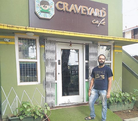 பழைய பங்களா... புது கஃபே !