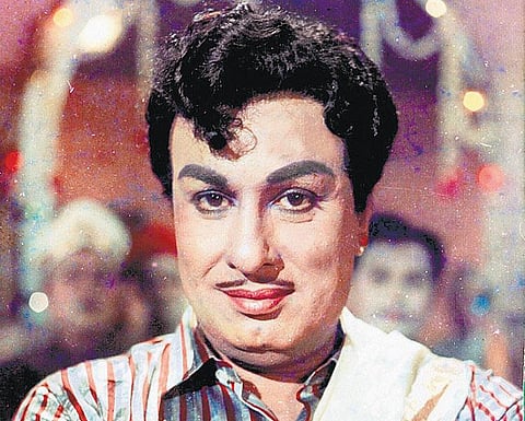 எம்ஜிஆர் 100 | 98 - அரசியல் எதிரிகளையும் ஈர்த்த பண்பு!