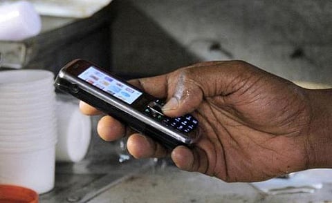 தமிழகத்தில் 15 லட்சம் பேரின் பெயரில் 42 லட்சம் சிம் கார்டுகள்: குற்றங்களுக்கு காரணமாகும் போலிகள்