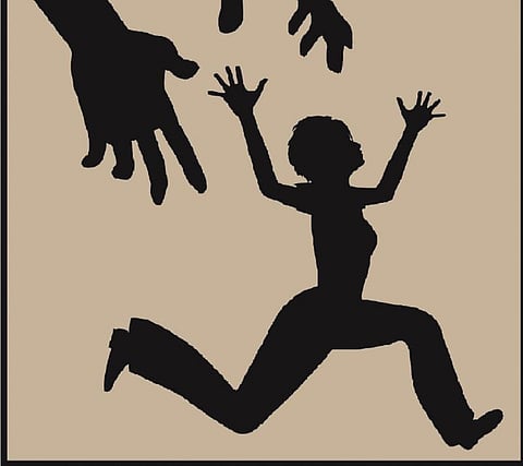 பின்தொடர்தல் எனும் பாலியல் குற்றம்