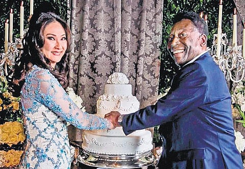 75 வயதில் 3-வது திருமணம் செய்த பீலே