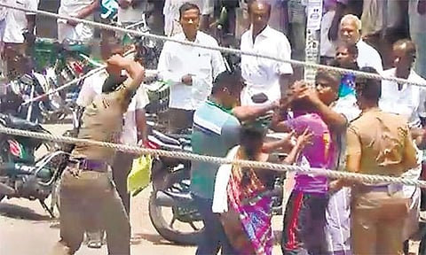 நெட்டிசன் நோட்ஸ்: காவல்துறை யாருக்கு நண்பன்?