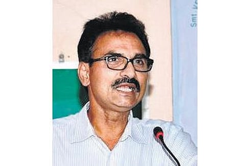 தேசிய மருத்துவ நுழைவுத்தேர்வு வழக்கை விசாரிக்க நீதிபதி மறுப்பு