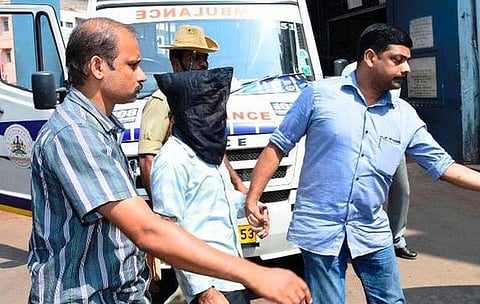 இந்தியாவில் ஸ்லீப்பர் செல்களை உருவாக்கும் ஐஎஸ்: இராக் தூதர் எச்சரிக்கை