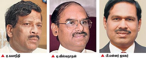 பொறியியல் கல்லூரிகளில் 1 லட்சம் காலியிடங்கள் ஏன்? - அதிக கல்லூரிகளா? கல்வித்தரம் குறைவா? வேலைவாய்ப்பு இன்மையா?