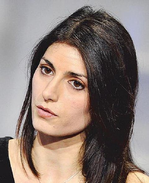 கண்ணீரும் புன்னகையும் : இது நாடு தானா?