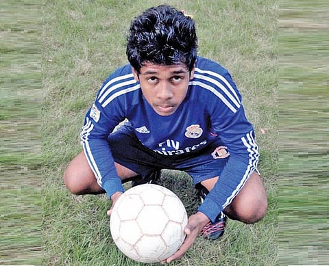 ஜெர்மனி கால்பந்து கிளப்பில் சென்னை மாணவன்