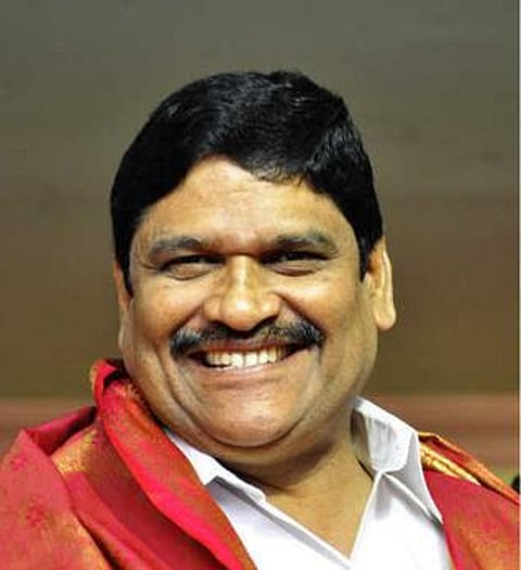 நோக்கியா, ஃபாக்ஸ்கான் ஆலைகளை மீண்டும் கொண்டுவர அரசு நடவடிக்கை: அமைச்சர் எம்.சி.சம்பத் அறிவிப்பு