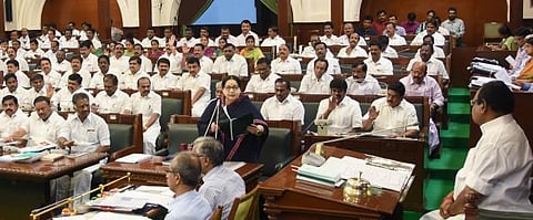 தமிழ்நாடு உயர் நீதிமன்றம் என மாற்ற வேண்டும்: மத்திய அரசை வலியுறுத்தி சட்டப்பேரவையில் தீர்மானம்