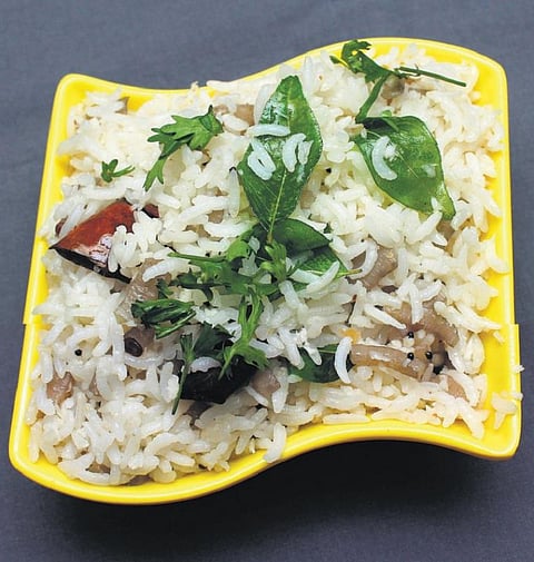 வாழைத்தண்டு சாதம்