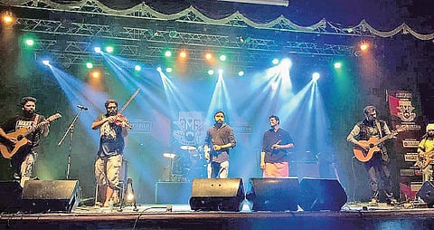 தய்க்குடம் ராஜாக்கள்: இசைஞானி தந்த ‘லைக்!’