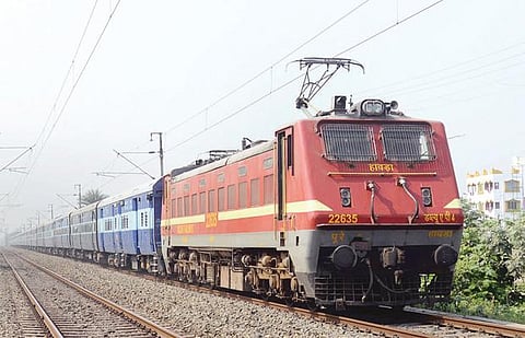 பாரம்பரிய சின்னங்களை பறைசாற்ற கூகுள் நிறுவனத்துடன் கூட்டு சேர ரயில்வே திட்டம்