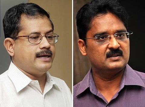 2 ஐஏஎஸ் அதிகாரிகள் இடைநீக்கம் பின்னணி என்ன?