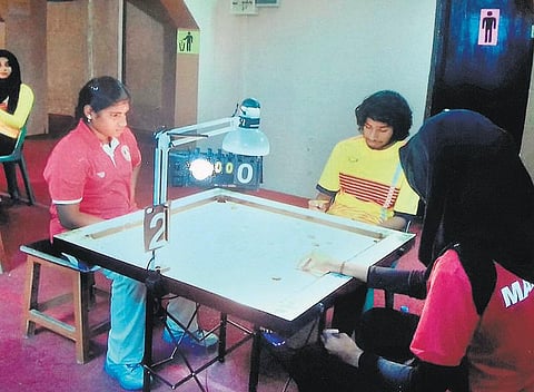 உலக கேரம் போட்டிக்கு வத்தலகுண்டு மாணவி தேர்வு