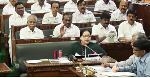 அரசு மருத்துவமனைகளுக்கு ரூ.1,329 கோடியில் புதிய, நவீன உபகரணங்கள்: ஜெயலலிதா அறிவிப்பு