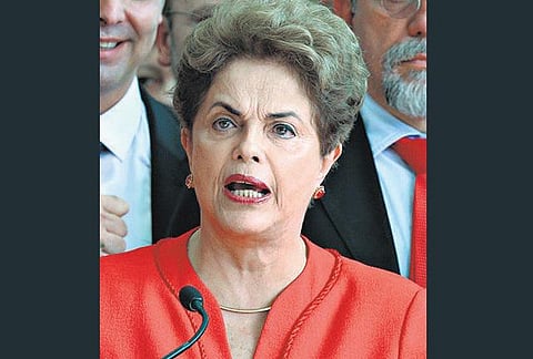 வரவு செலவு கணக்கில் போலி தகவல்கள்: பிரேசில் அதிபர் தில்மா ரூசெப் பதவி நீக்கம் - தற்காலிக அதிபரானார் மைக்கேல் டெமெர்