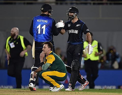 2015 உலக்கோப்பை அரையிறுதி தோல்வியால் இருதயம் நொறுங்கி விட்டது: சுயசரிதையில் டிவில்லியர்ஸ்