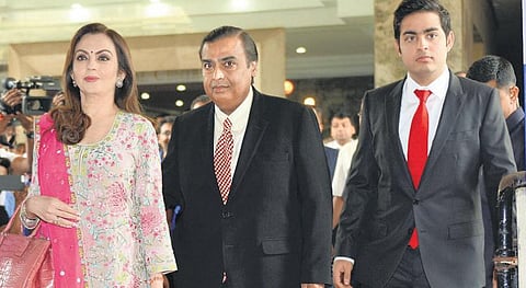 சலுகைகளுடன் ரிலையன்ஸ் ஜியோ அறிமுகம்: பார்தி ஏர்டெல், ஐடியா நிறுவனங்களின் சந்தை மதிப்பு கடும் சரிவு