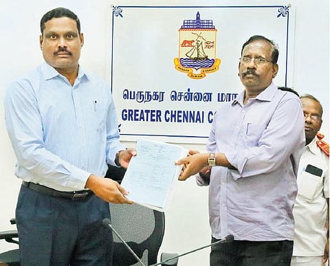 வரைவு வாக்காளர் பட்டியல் வெளியீடு: சென்னை மாவட்டத்தில் 39 லட்சம் வாக்காளர்கள்