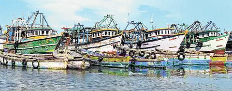 6-வது நாளாக மீனவர்கள் வேலைநிறுத்தம்: ராமேசுவரத்தில் ரூ.15 கோடி வருவாய் இழப்பு