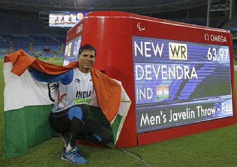 பாராலிம்பிக் ஈட்டி எறிதலில் தங்கம் வென்றார் இந்திய வீரர் தேவேந்திர ஜஜாரியா