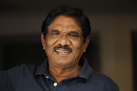 தமிழர்கள் மீது இனவெறித் தாக்குதல்: கன்னட அமைப்புகளுக்கு பாரதிராஜா கண்டனம்