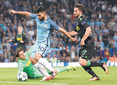 சாம்பியன்ஸ் லீக் கால்பந்து: மான்செஸ்டர் சிட்டி அபார வெற்றி