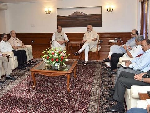 காஷ்மீர் தீவிரவாத தாக்குதல்: மோடி தலைமையில் உயர்மட்ட ஆலோசனை