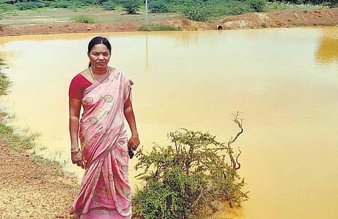 உள்ளாட்சி 7: ஒற்றை மனுஷி... ஒன்பது குளங்கள்... சாதித்த தலைவி!