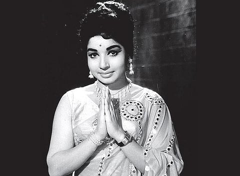 மாயப் பெட்டி: அசத்தல் நடிப்பு