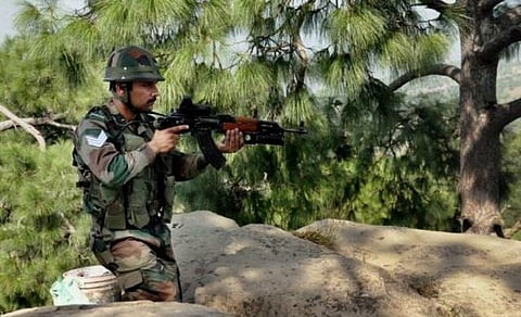 எல்லையில் பாகிஸ்தான் அத்துமீறல்: இந்திய ராணுவம் பதிலடி