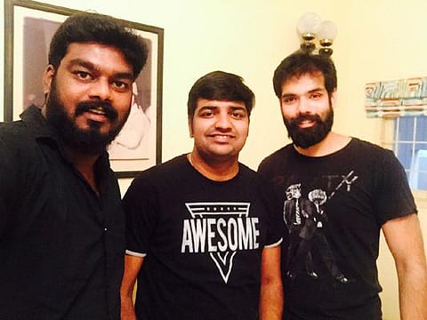 க்ஷணம் ரீமேக்: நடிகர்கள் ஒப்பந்தத்தில் படக்குழு தீவிரம்