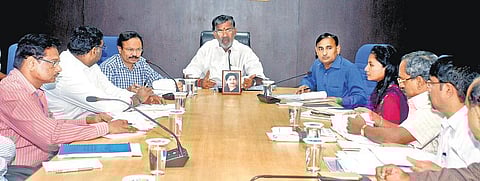 முக்கிய சுற்றுலாத் தலங்களில் சிறப்பான அடிப்படை வசதிகள்: அமைச்சர் வெல்லமண்டி நடராஜன் தகவல்