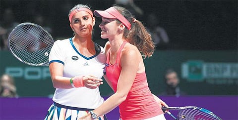 டபிள்யூடிஏ டென்னிஸ் போட்டி: அரையிறுதியில் சானியா - ஹிங்கிஸ்