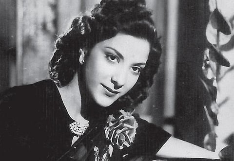 மொழி கடந்த ரசனை 8: கால் கொண்டு நடந்த கஜல்கள்