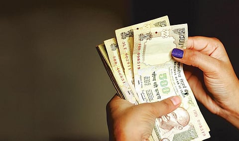 தொடரும் கல்விக் கடன் சர்ச்சைகள்: தற்கொலை செய்த மாணவரின் பெற்றோருக்கும் நெருக்கடி