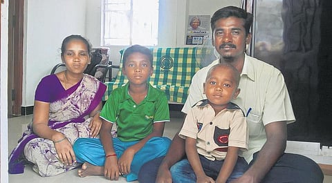 முகம் நூறு: மகனின் உயிரை மீட்ட தாய்