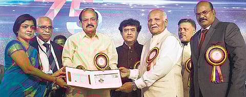 பத்திரிகை சுதந்திரத்தைவிட நாட்டின் பாதுகாப்பே முக்கியமானது: மத்திய அமைச்சர் வெங்கய்ய நாயுடு கருத்து