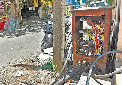 மின் விபத்தை தடுக்க பாதுகாப்பு அம்சங்கள்: மின்வாரியம் அறிவுறுத்தல்