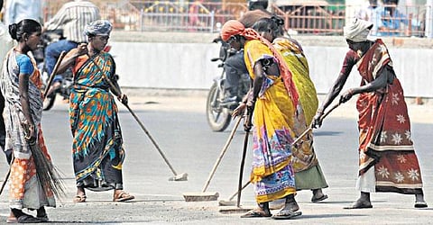 சம வேலைக்கு சம ஊதியம் எப்போது?