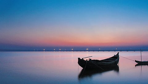 அலையோடு விளையாடு! 9 - துரத்தி வந்த பருவமழை