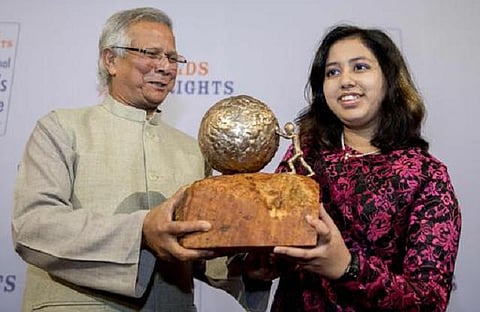 அமைதிக்கான விருதை வென்ற இந்திய வம்சாவளி சிறுமி