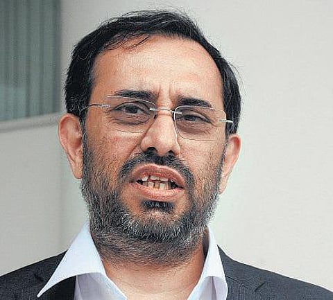 இவரைத் தெரியுமா?- நவ்ரோஸ் தஸ்துர்