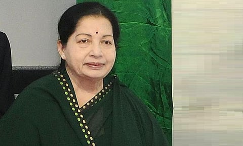 ஜெயலலிதா மறைவையொட்டி இறந்த 77 பேர் குடும்பங்களுக்கு தலா ரூ.3 லட்சம் நிதி: அதிமுக அறிவிப்பு