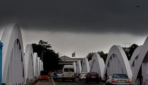 சென்னை, காஞ்சி, திருவள்ளூர் மாவட்டங்களில் பள்ளி, கல்லூரிகளுக்கு இன்று விடுமுறை