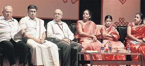 சென்னை மியூசிக் அகாடமியில் மார்கழி இசை விழா தொடங்கியது - வயலின் கலைஞர் கன்யாகுமாரிக்கு ‘சங்கீத கலாநிதி’ விருது