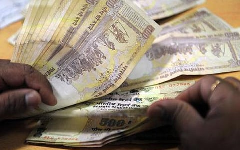 ரூ.5,000-த்திற்கும் மேலான பழைய நோட்டு டெபாசிட்களுக்கு புதிய கட்டுப்பாடுகள்