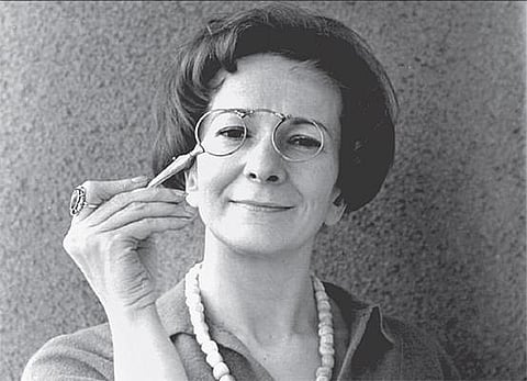 மொழியின் பெயர் பெண்: வீஸ்வாவா ஷிம்போர்ஸ்கா - வாழ்வை வெற்றிகொண்ட கவிதை!