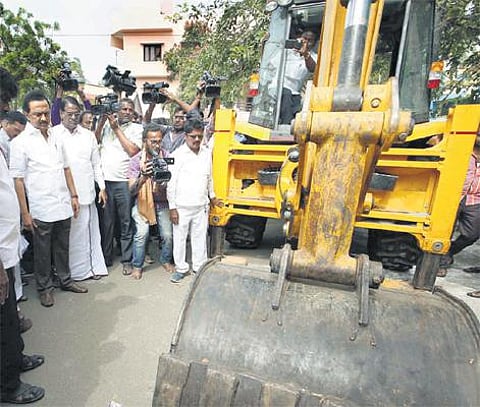 விவசாயிகள் தற்கொலை, மரணத்தை தமிழக அரசு கண்டுகொள்ளாதது வேதனைக்குரியது: எதிர்க்கட்சித் தலைவர் மு.க.ஸ்டாலின் கண்டனம்