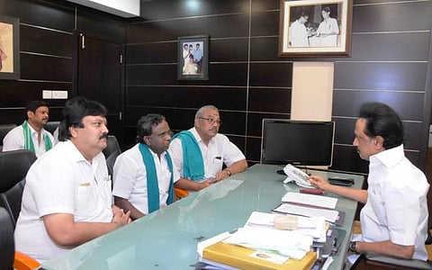 ஜன.5-ல் விவசாயிகள் மறியல்: திமுக ஆதரிக்க ஸ்டாலினிடம் நேரில் கோரிக்கை